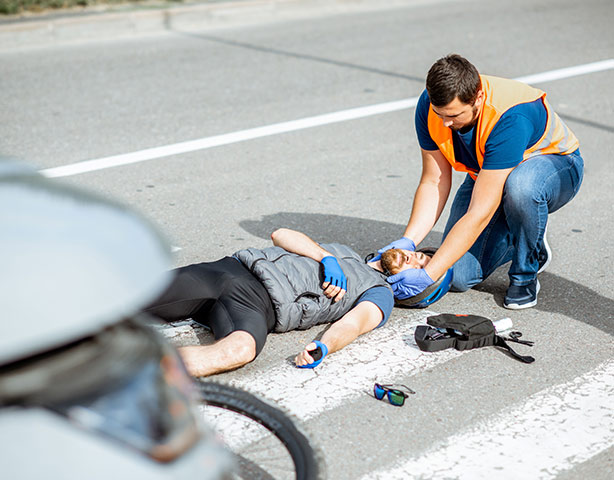 Help! Erste Hilfe und Fortbildungen